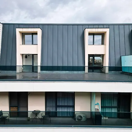 Dec Apartments-3